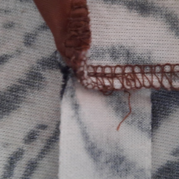 Kaktus XL Women's Velour Animal Print Zippered Top Side Pockets - Picture 8 of 8